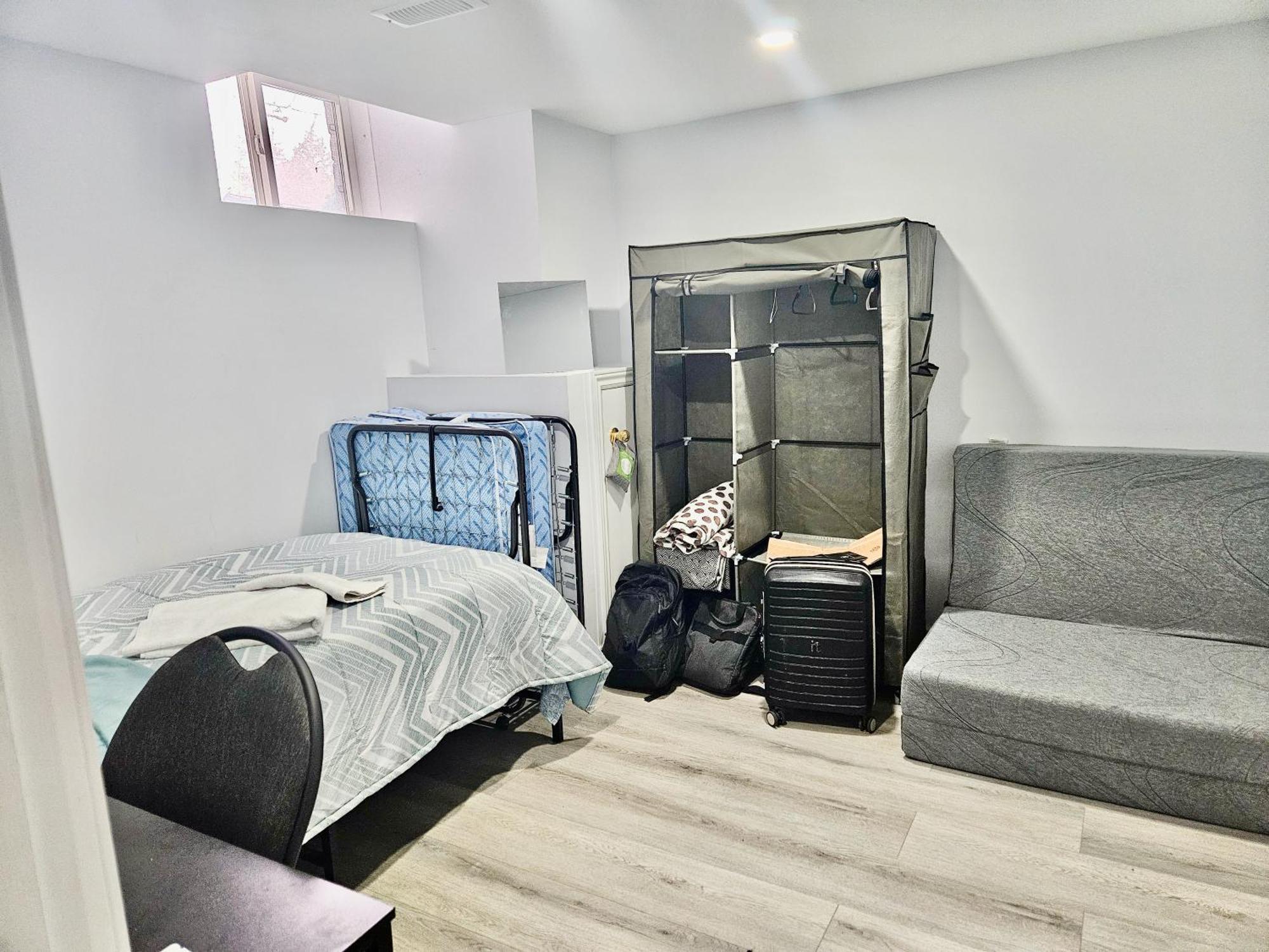 Cozy Room In A Quiet Neighbourhood Τορόντο Εξωτερικό φωτογραφία
